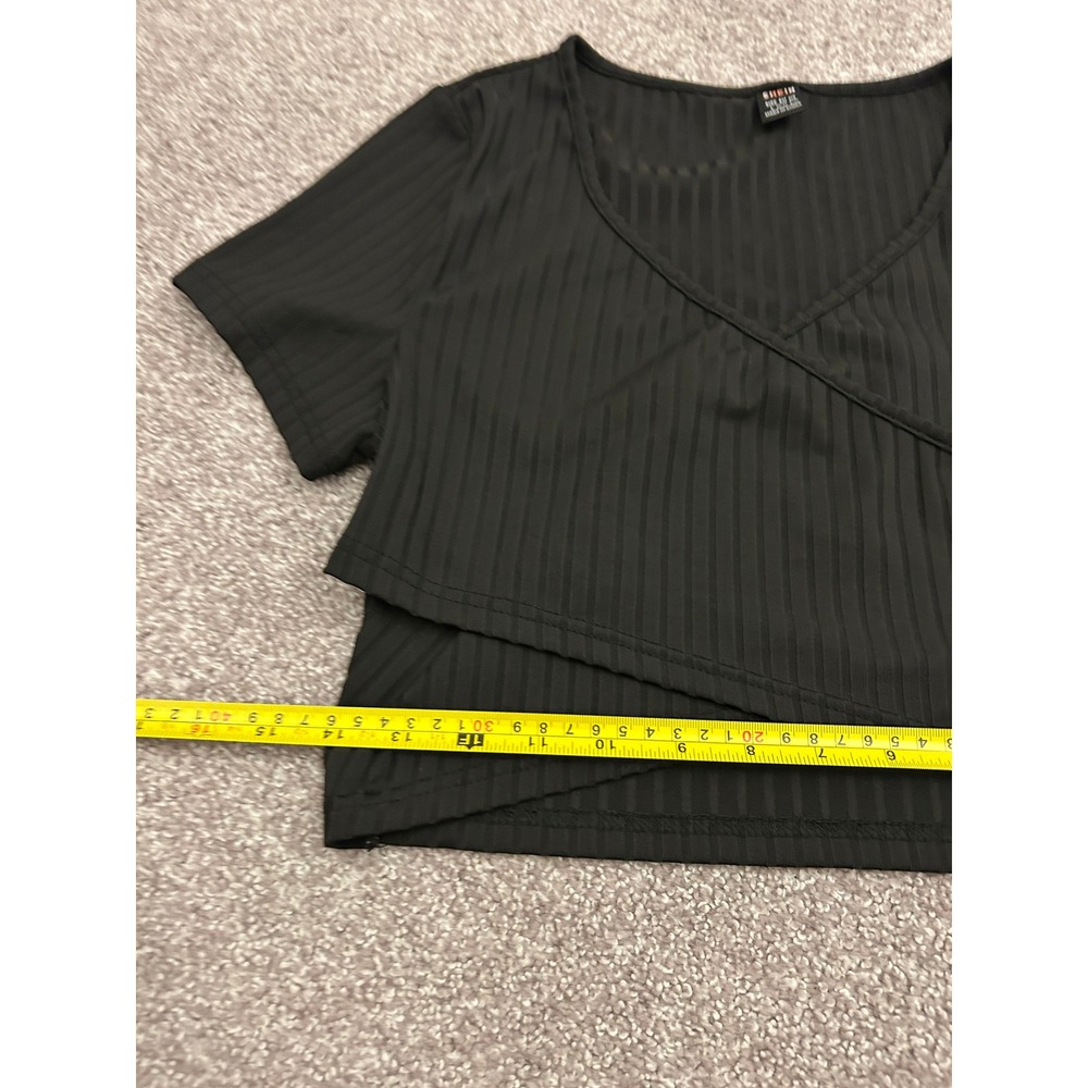 Y2K SHEIN Ribbed Crop Top Womens Large Black Excellent Surplice Wrap Hem V-Neck - Picture 8 of 10
